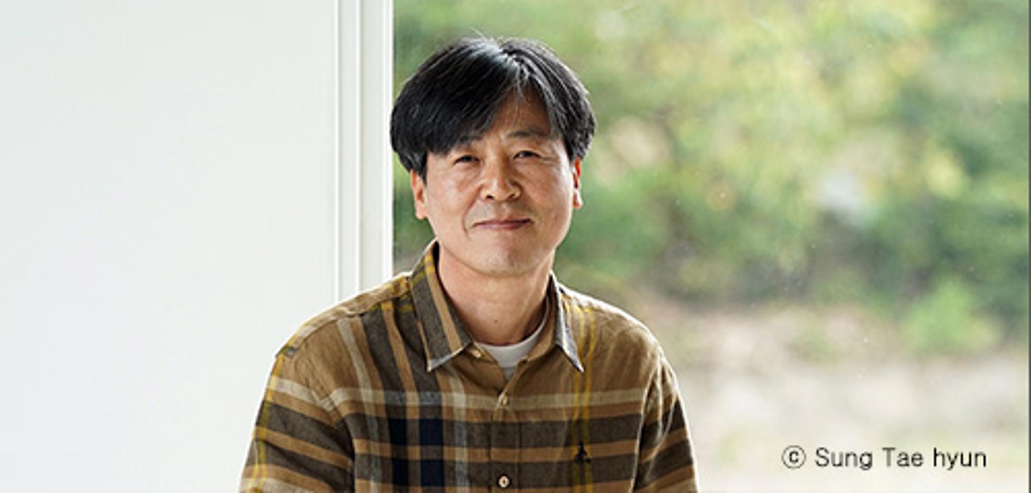 Interview with Lim Chulwoo: Bearing the Weight of Unfinished Memories